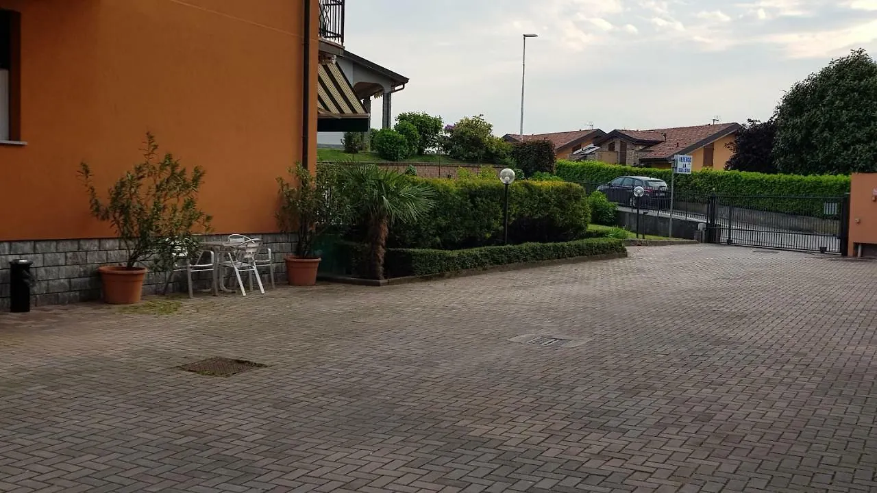 La Collina Hotel Casnate Con Bernate Italien
