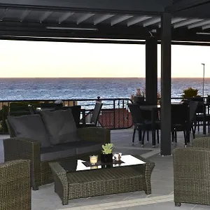 villa-le-logge.hotelitalianriviera.com/
