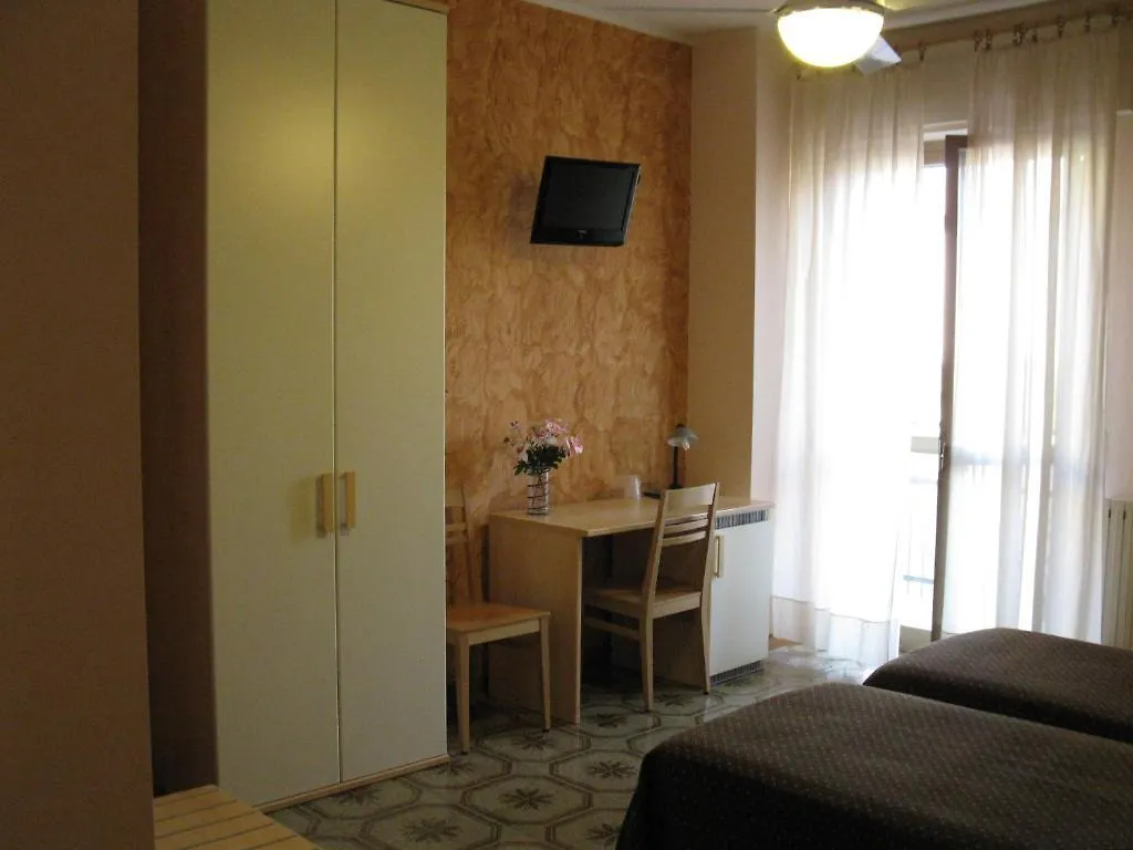 La Collina Hotel Casnate Con Bernate