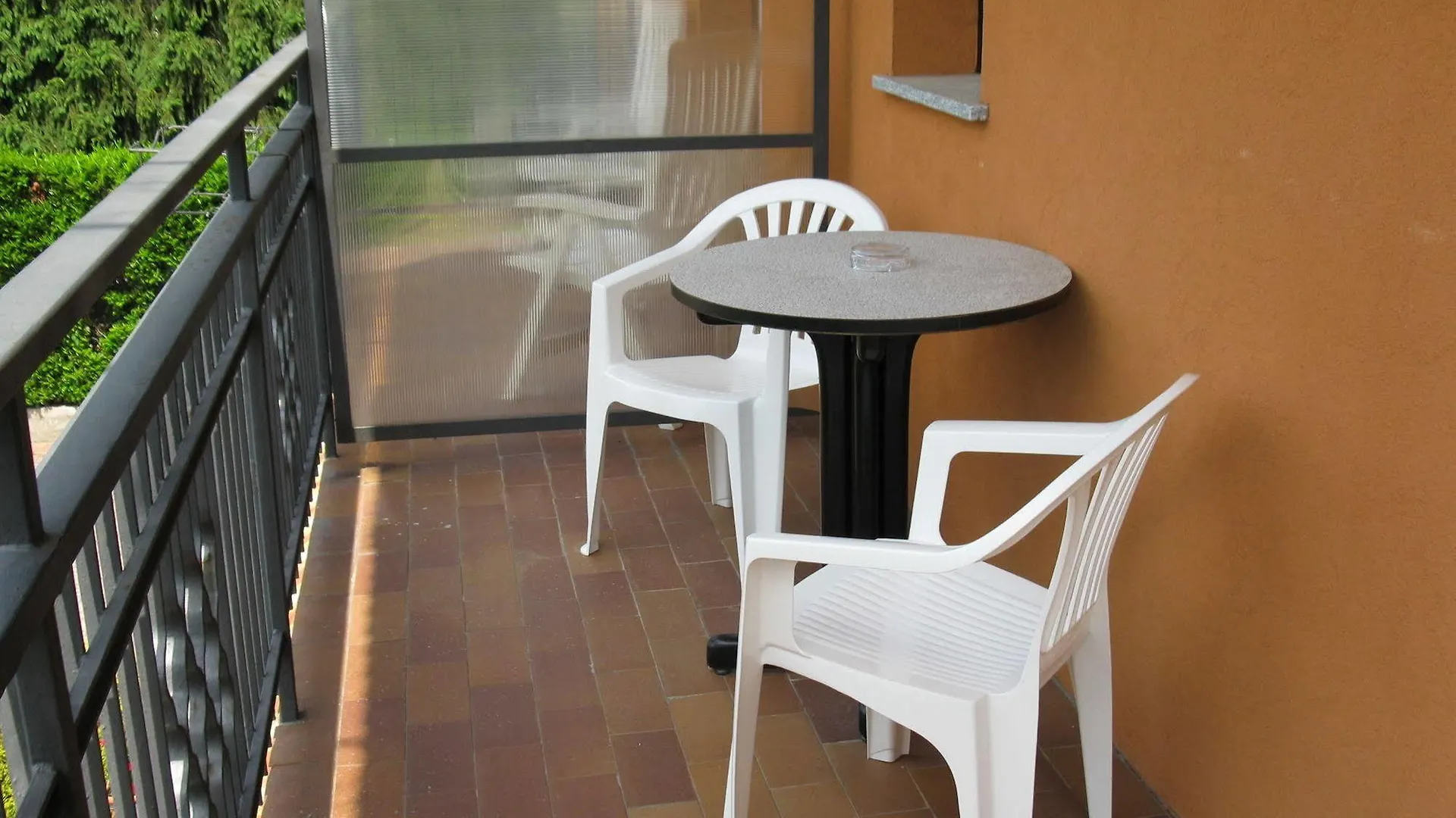 La Collina Hotel Casnate Con Bernate Italy