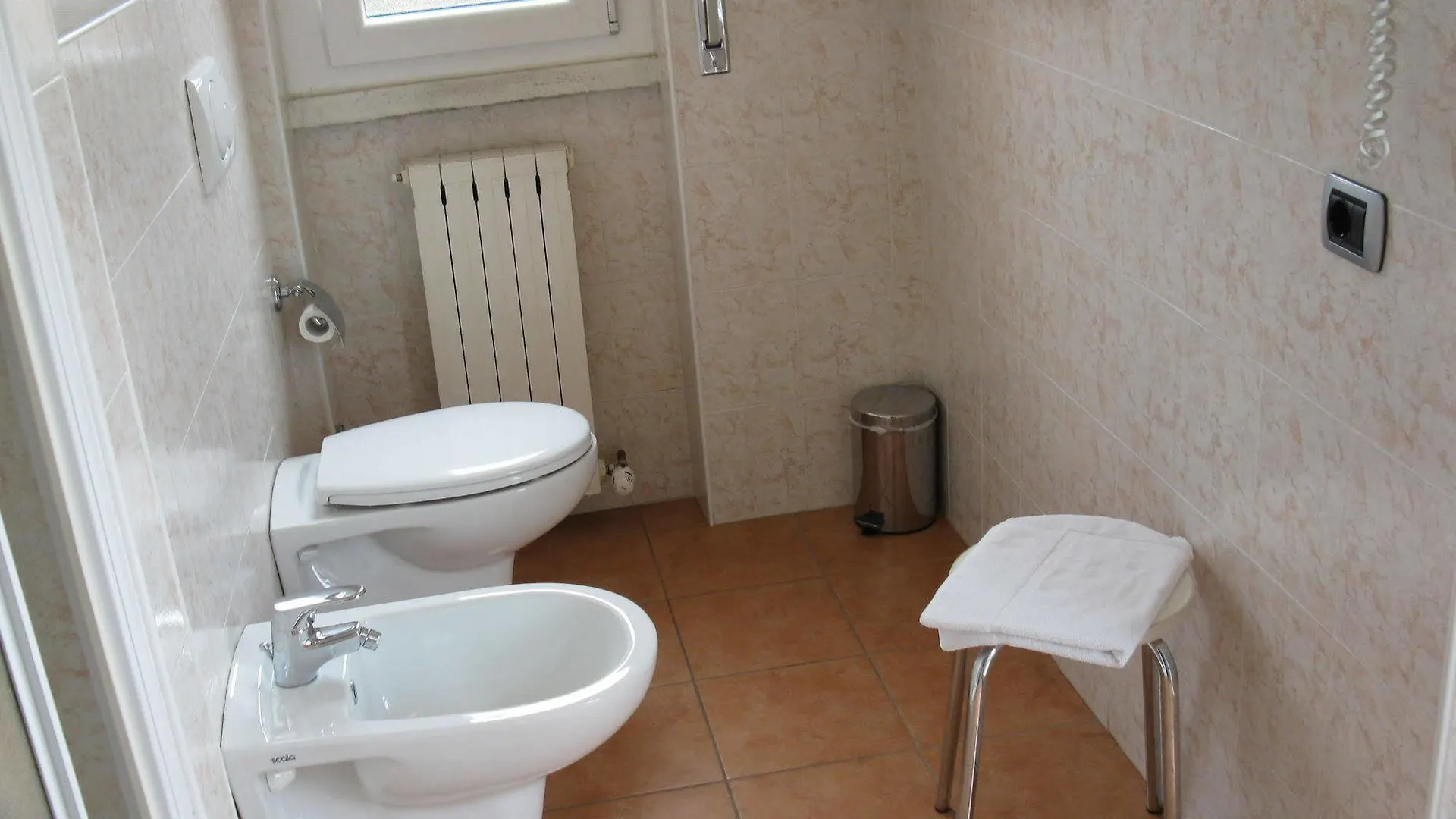 La Collina Hotel Casnate Con Bernate