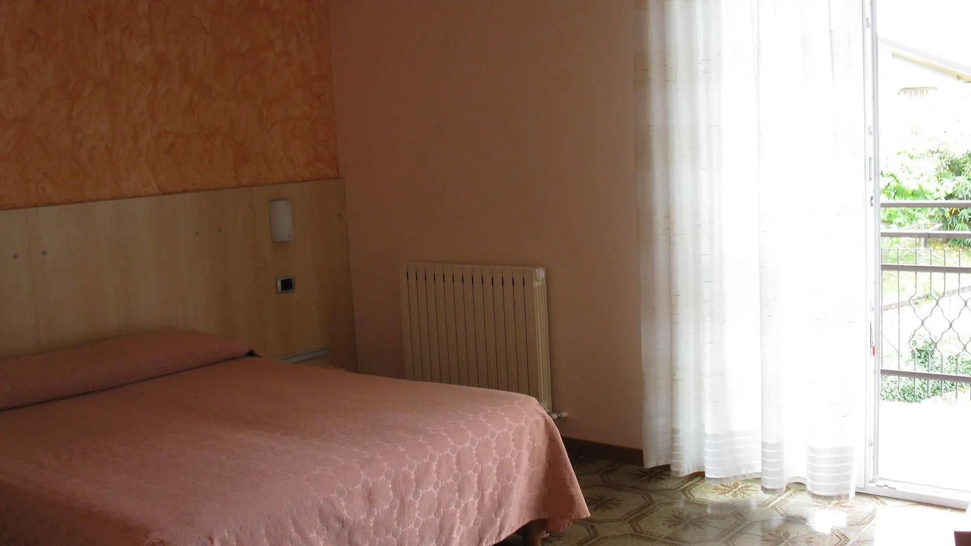 La Collina Hotel Casnate Con Bernate Italy